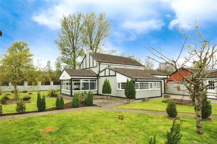 Todhills, 3 bedroom Detached House for sale, £275,000