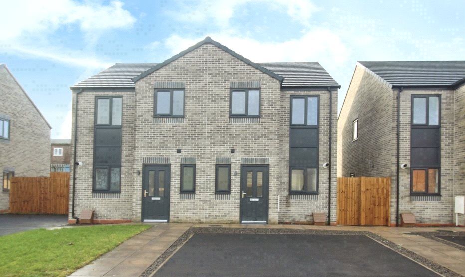 Main image of 3 bedroom Semi Detached House to rent, Sanderling Close, Carlisle, CA2
