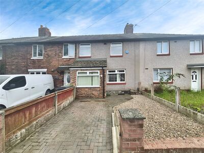 3 bedroom Mid Terrace House to rent