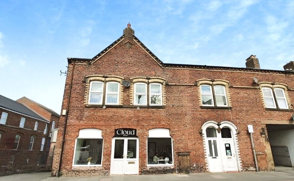 2 bedroom  Flat for sale