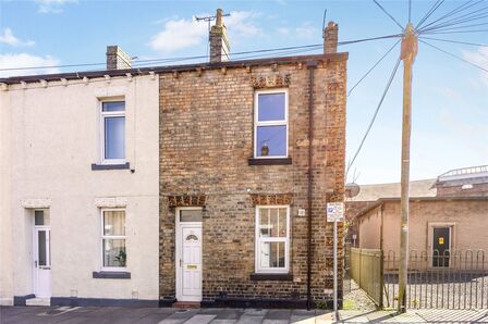 2 bedroom End Terrace House for sale