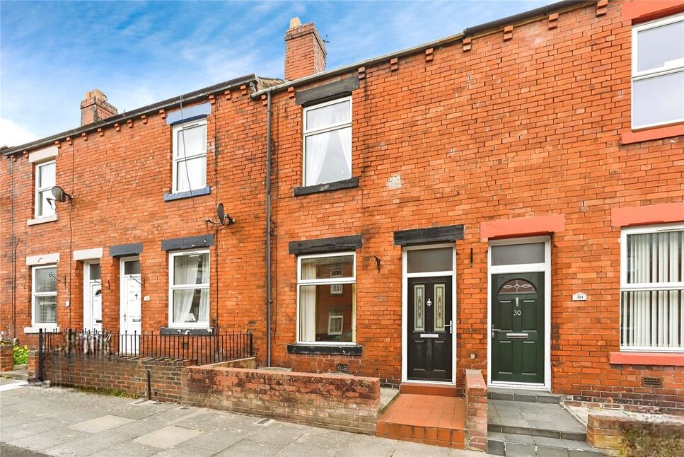 2 bedroom Mid Terrace House for sale