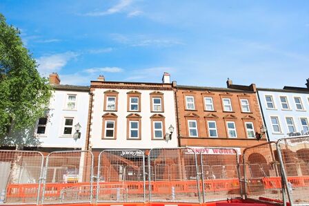 1 bedroom  Flat for sale