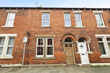 Richardson Street, 3 bedroom Mid Terrace House for sale, &pound;160,000