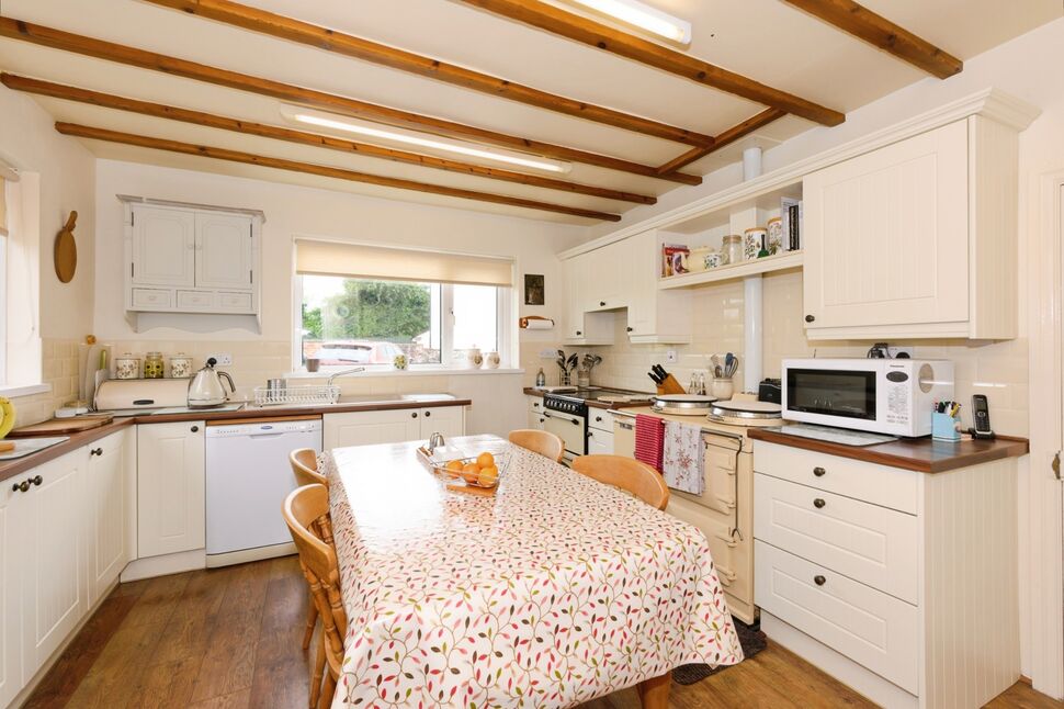 Kitchen / Breakfast Room