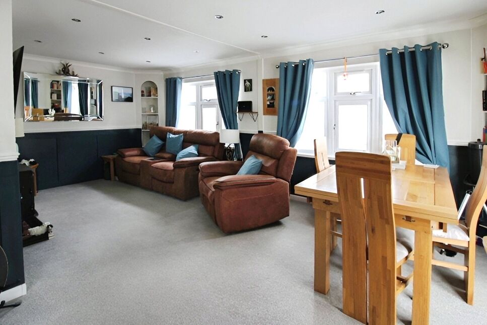 Living / Dining Room