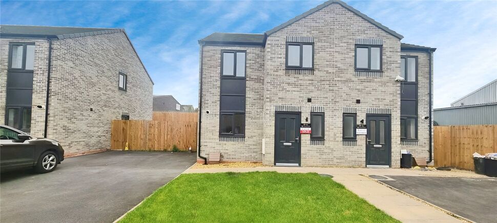 Main image of 3 bedroom Semi Detached House to rent, Sanderling Close, Carlisle, Cumbria, CA2