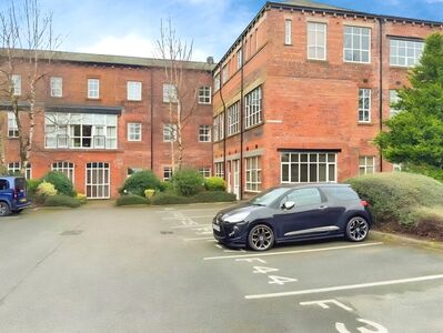 Denton Mill Close, 1 bedroom  Flat to rent, £900 pcm