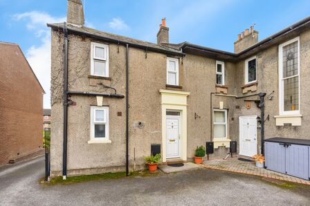 Harraby Grove, 1 bedroom  Flat for sale, £85,000