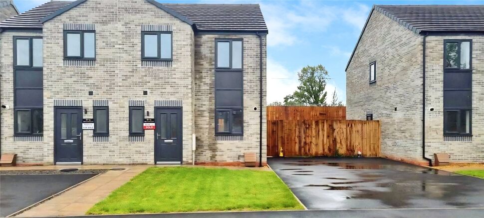 Main image of 3 bedroom Semi Detached House to rent, Sanderling Close, Carlisle, Cumbria, CA2