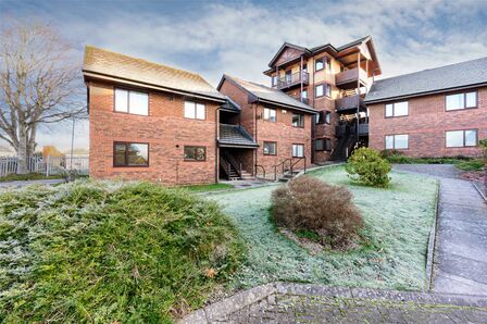 Maryport Court, 1 bedroom  Flat for sale, £65,000