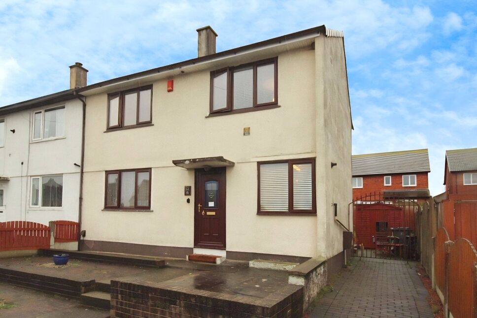 Main image of 3 bedroom End Terrace House to rent, Oaklands Drive, Carlisle, Cumbria, CA2