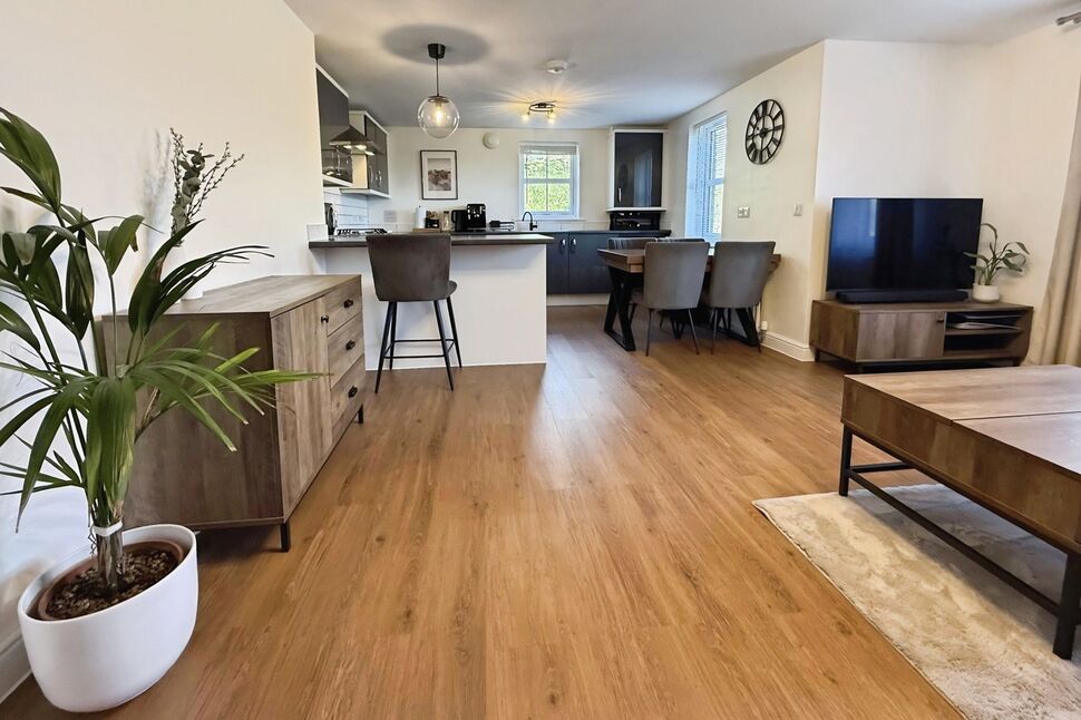 Living / Kitchen / Diner