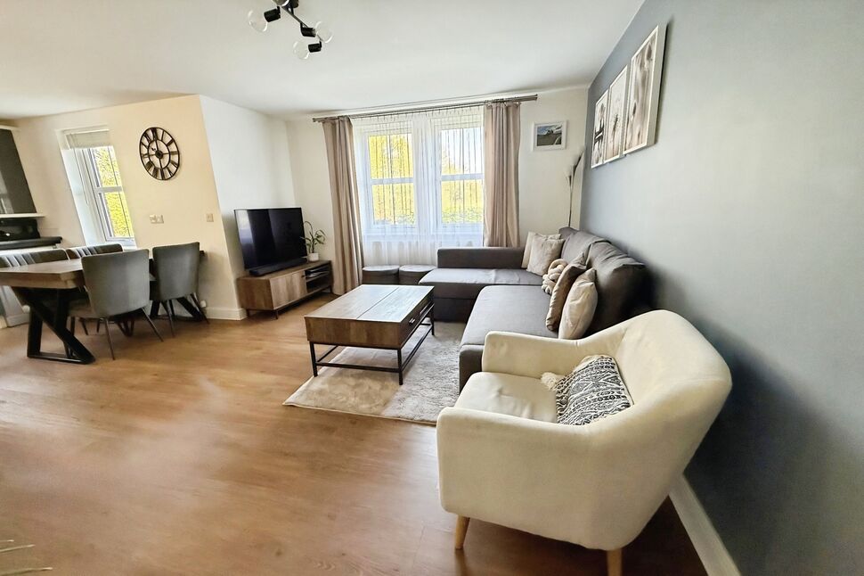 Living / Kitchen / Diner