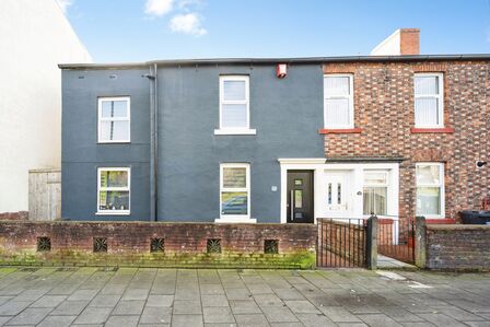 Newtown Road, 3 bedroom End Terrace House for sale, &pound;160,000