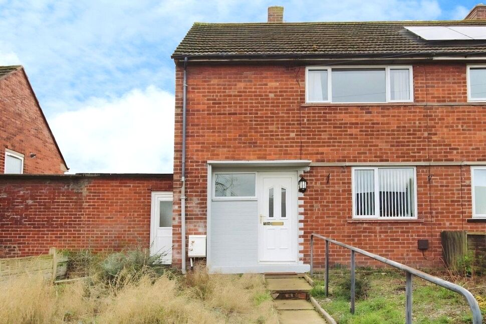 Main image of 2 bedroom Mid Terrace House to rent, Edgehill Road, Carlisle, Cumbria, CA1