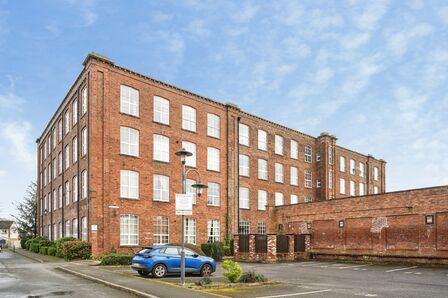 Denton Mill Close, 1 bedroom Flat for sale, &pound;90,000