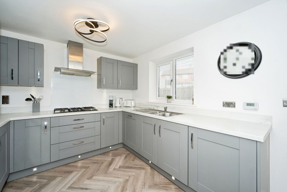 Kitchen / Diner / Family