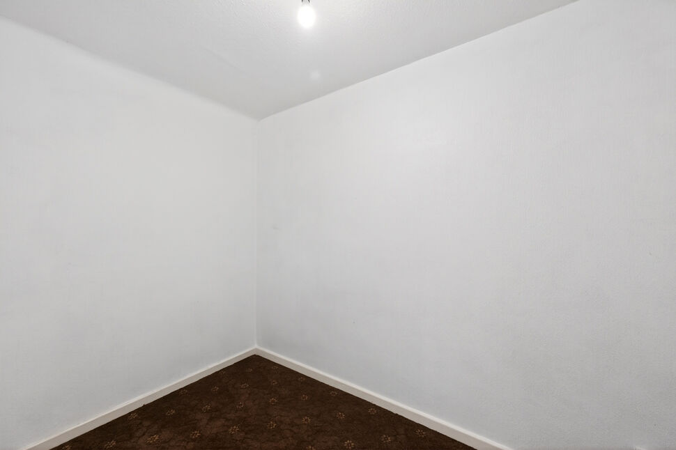 Room / Study