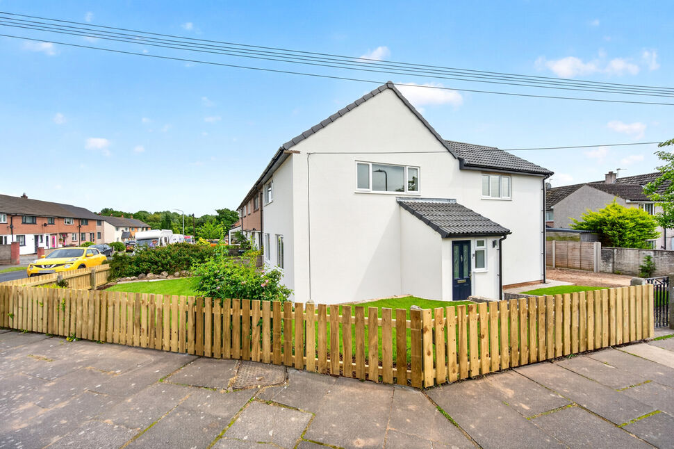 3 bedroom End Terrace House for sale