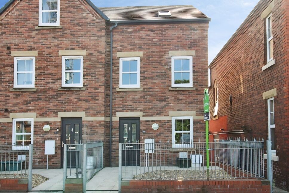 Main image of 4 bedroom End Terrace House to rent, Lazonby Terrace, Carlisle, Cumbria, CA1
