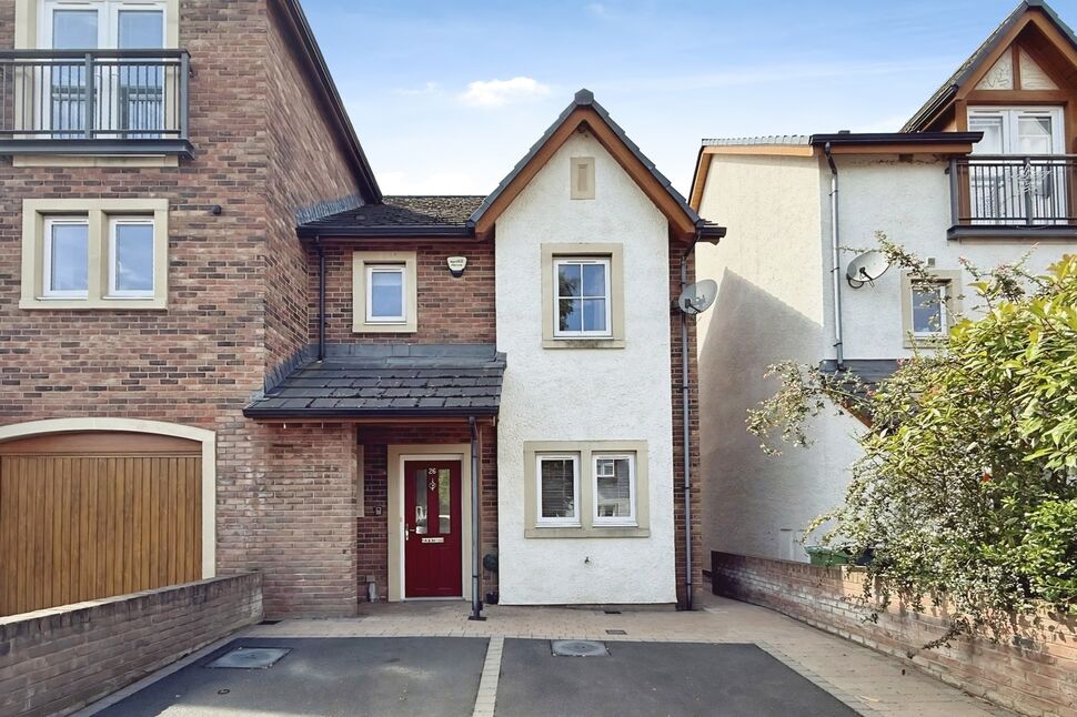 3 bedroom End Terrace House for sale