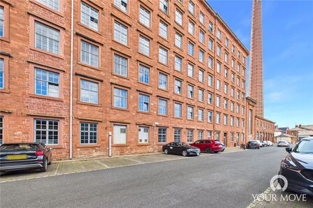 Shaddongate, 2 bedroom Flat for sale, &pound;180,000