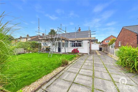 Smithy Croft, 2 bedroom Semi Detached Bungalow for sale, &pound;200,000