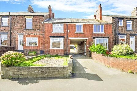 Warren Lane, 3 bedroom Mid Terrace House to rent, £875 pcm