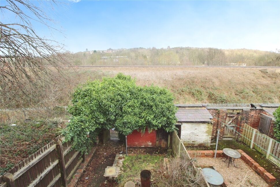 2 bedroom End Terrace House for sale, Ecclesfield Road, Sheffield, S9