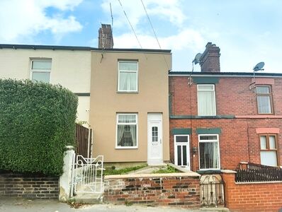 Limpsfield Road, 3 bedroom Mid Terrace House for sale, £135,000