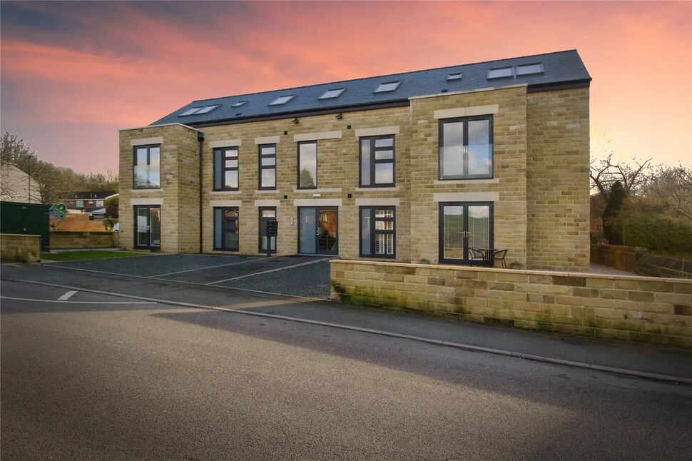 Main image of 2 bedroom Flat for sale, Warren Lane, Chapeltown, South Yorkshire, S35