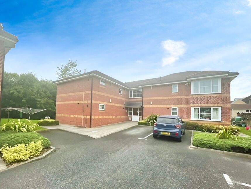 Main image of 2 bedroom Flat for sale, Allen Gardens, Allen Road, Sheffield, S35