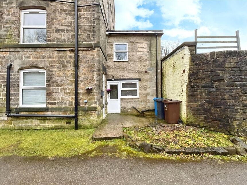 Main image of 2 bedroom  Flat to rent, Manchester Road, Stocksbridge, South Yorkshire, S36