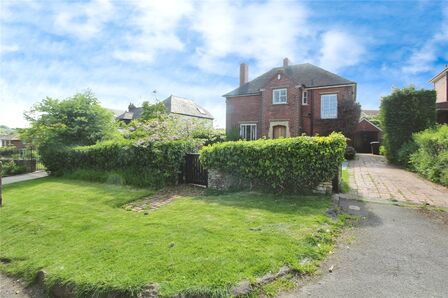 Housley Lane, 4 bedroom Detached House for sale, £440,000
