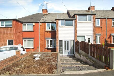 3 bedroom Mid Terrace House for sale