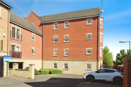 Holywell Heights, 2 bedroom  Flat for sale, £120,000