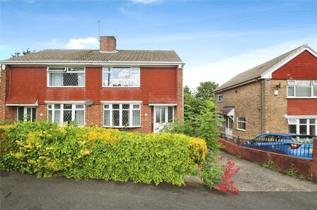 Orchard Close, 3 bedroom Semi Detached House for sale, £210,000