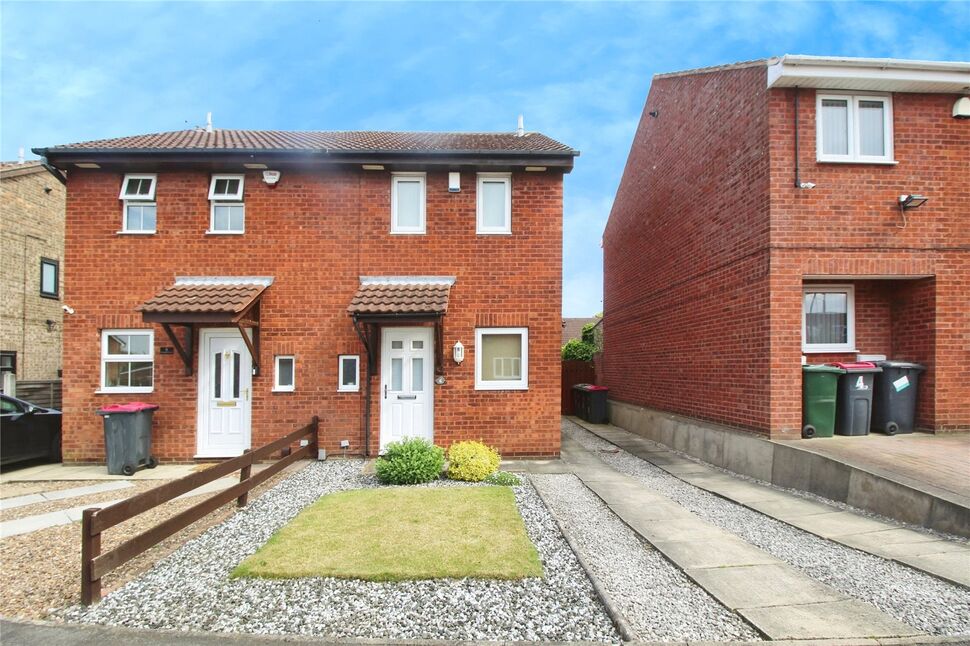2 bedroom Semi Detached House for sale