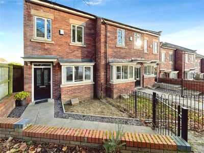 4 bedroom End Terrace House for sale