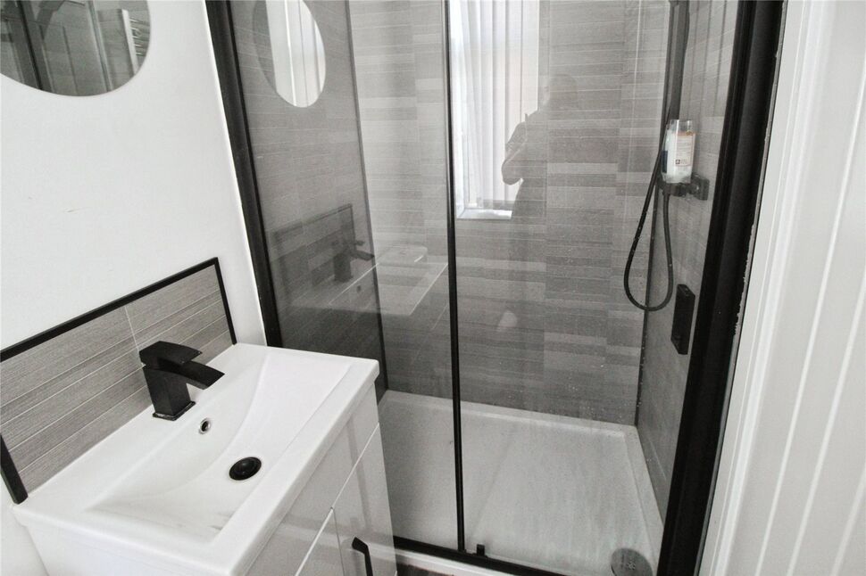 En-Suite 3