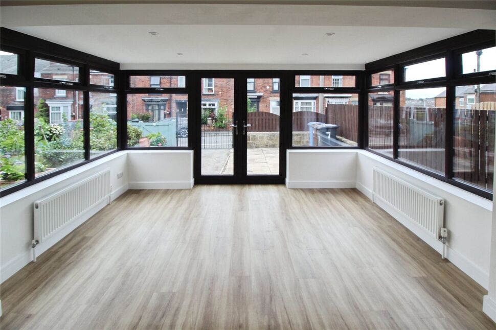 Lounge / Sun Room