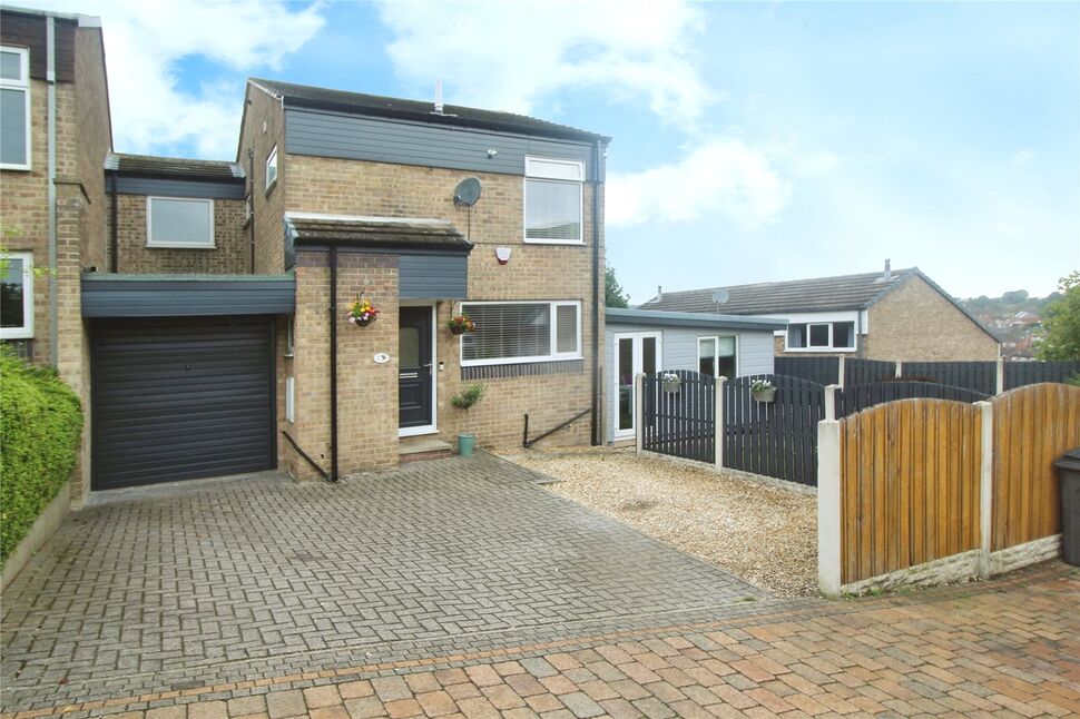Main image of 3 bedroom Link Detached House for sale, Maple Place, Chapeltown, South Yorkshire, S35
