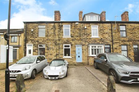 2 bedroom Mid Terrace House for sale