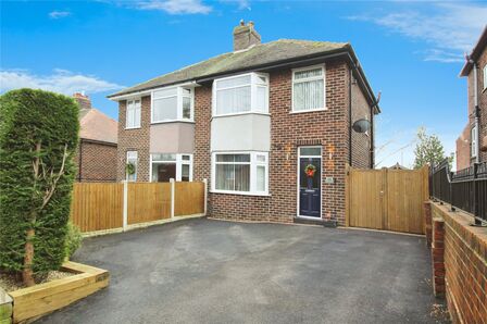 Potter Hill Lane, 3 bedroom Semi Detached House for sale, &pound;250,000