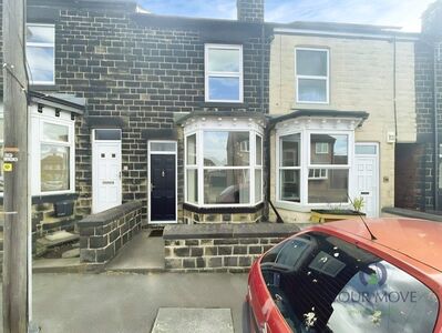 Farnley Avenue, 3 bedroom Mid Terrace House for sale, &pound;210,000