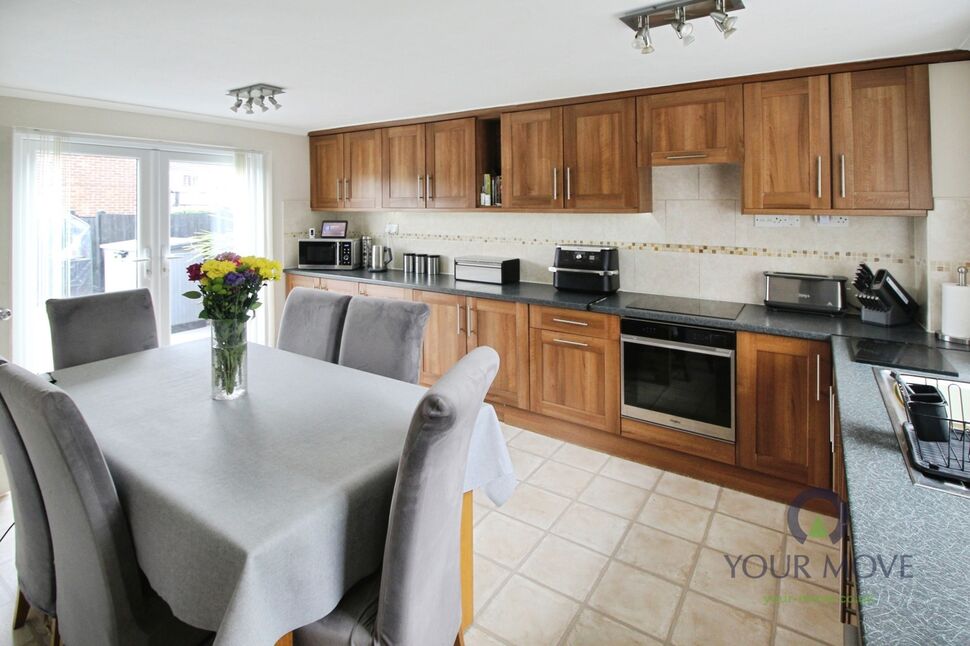 Kitchen / Diner