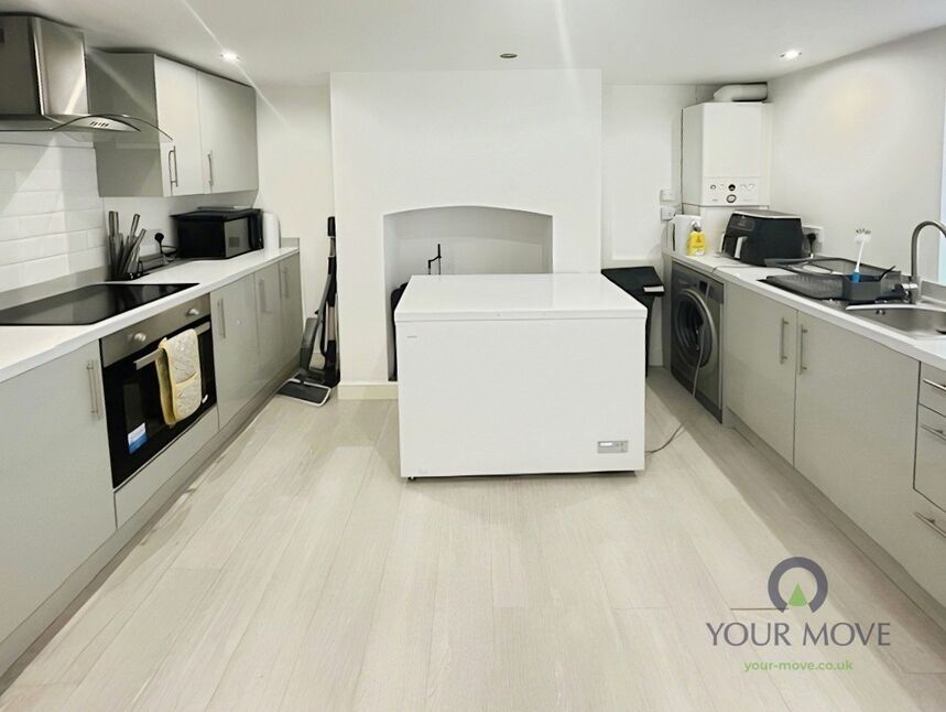 Kitchen / Diner