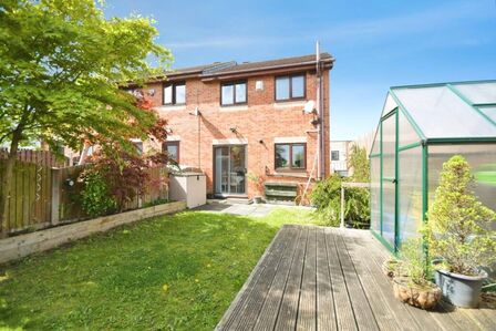 3 bedroom End Terrace House for sale