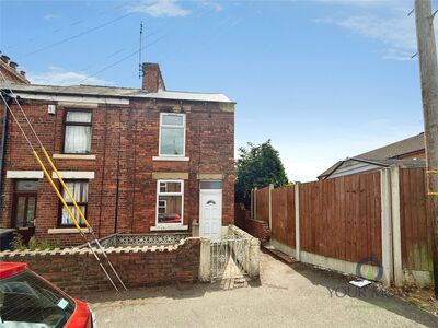 Smith Street, 2 bedroom End Terrace House to rent, &pound;895 pcm